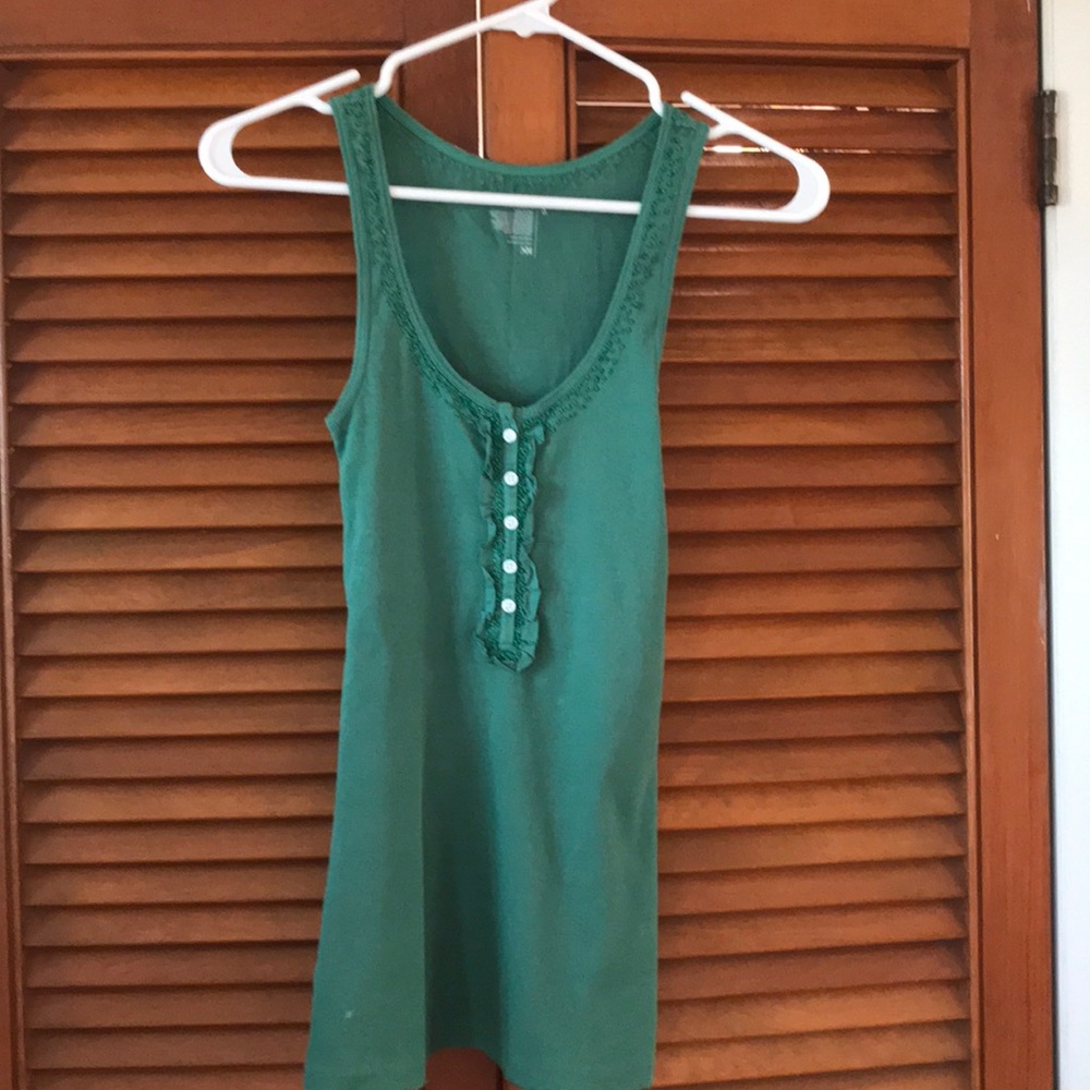 Old Navy green tank top